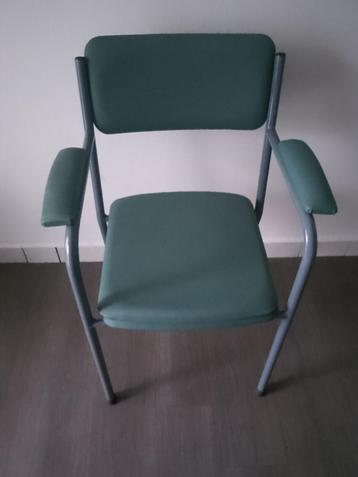 Nieuwe WC stoel, toiletstoel  merk Vilgo, met dekselplaat beschikbaar voor biedingen