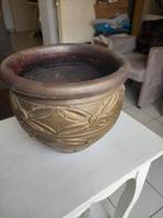 Zware grote bronzen bloempot., Ophalen, Gebruikt, Steen