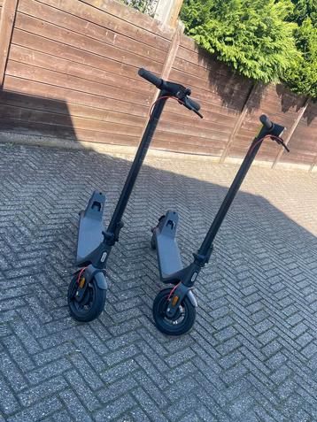 Twee elektrische step  beschikbaar voor biedingen