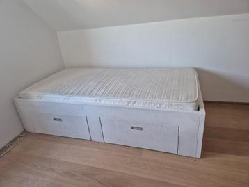 Bed 100x200 with extra comfortable matress beschikbaar voor biedingen