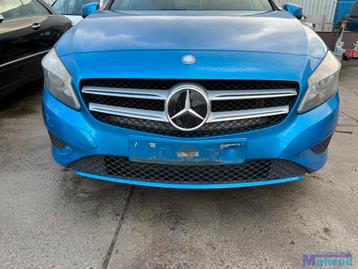 MERCEDES A KLASSE W176 blauw 162 voorbumper 2012-2018 beschikbaar voor biedingen