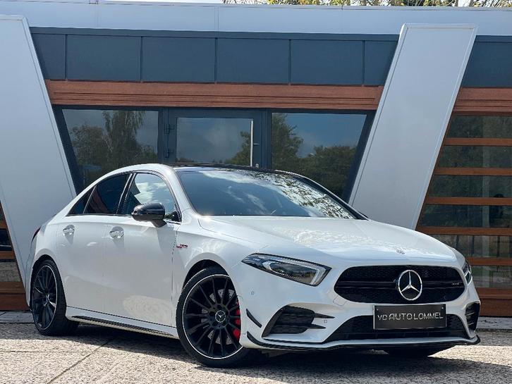 Mercedes A35 AMG 4Matic - PANO/BURMESTER/LED/ADAPTIVE, Auto's, Mercedes-Benz, Bedrijf, Te koop, A-Klasse, 4x4, Aangepast voor mindervaliden