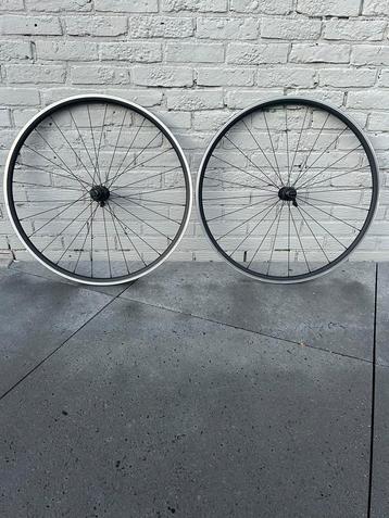 Alu remvelgen voor racefiets beschikbaar voor biedingen