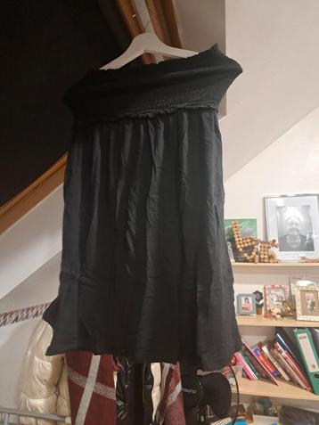 Robes été sympa taille m et xs  beschikbaar voor biedingen