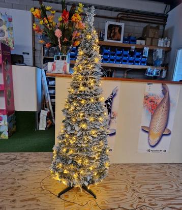 Kunstkerstboom 150cm sneeuw takken 1 minuut beschikbaar voor biedingen