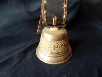 Cloche de vache Suisse beschikbaar voor biedingen