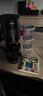 Ninja creami ijsmachine ijsmaker plus potjes, Elektronische apparatuur, IJsmachines, Ophalen of Verzenden, Zo goed als nieuw, Zelfvriezend