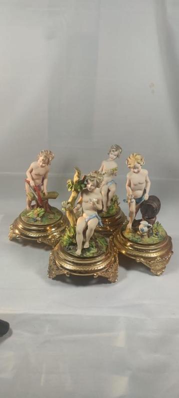 Set van 4 Porseleinen Beeldjes – De Vier Seizoenen beschikbaar voor biedingen