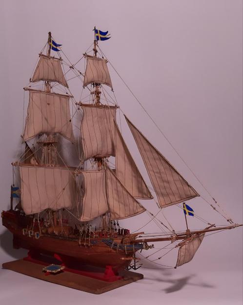 Maquette de yacht suédois AMPHION, Collections, Collections Autre, Comme neuf, Enlèvement