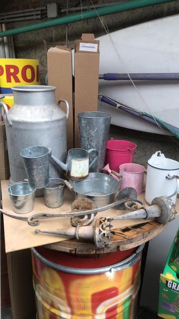 Ensemble en zinc pour déco  beschikbaar voor biedingen