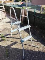 Zwembadladder 85 hoogte, Tuin en Terras, Ophalen, Zo goed als nieuw, Ladder