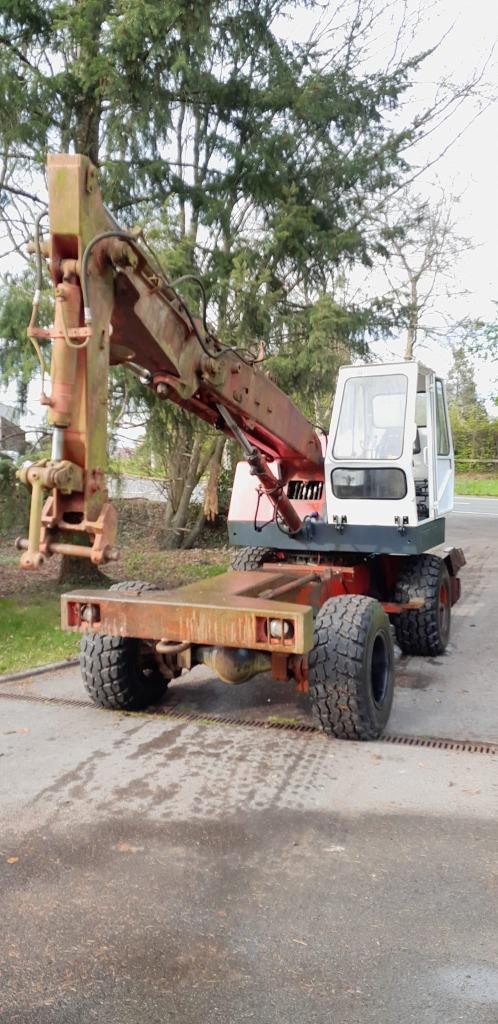 poclain ty 2p 4x4, Zakelijke goederen, Machines en Bouw | Kranen en Graafmachines, Graaflaadcombinatie, Ophalen