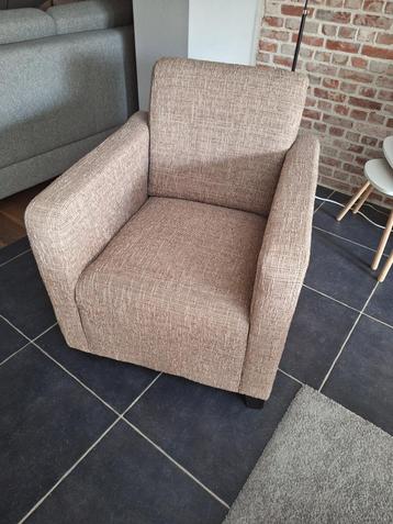 Fauteuil  beschikbaar voor biedingen