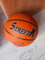 Ballon de basquettes neuf, Sports & Fitness