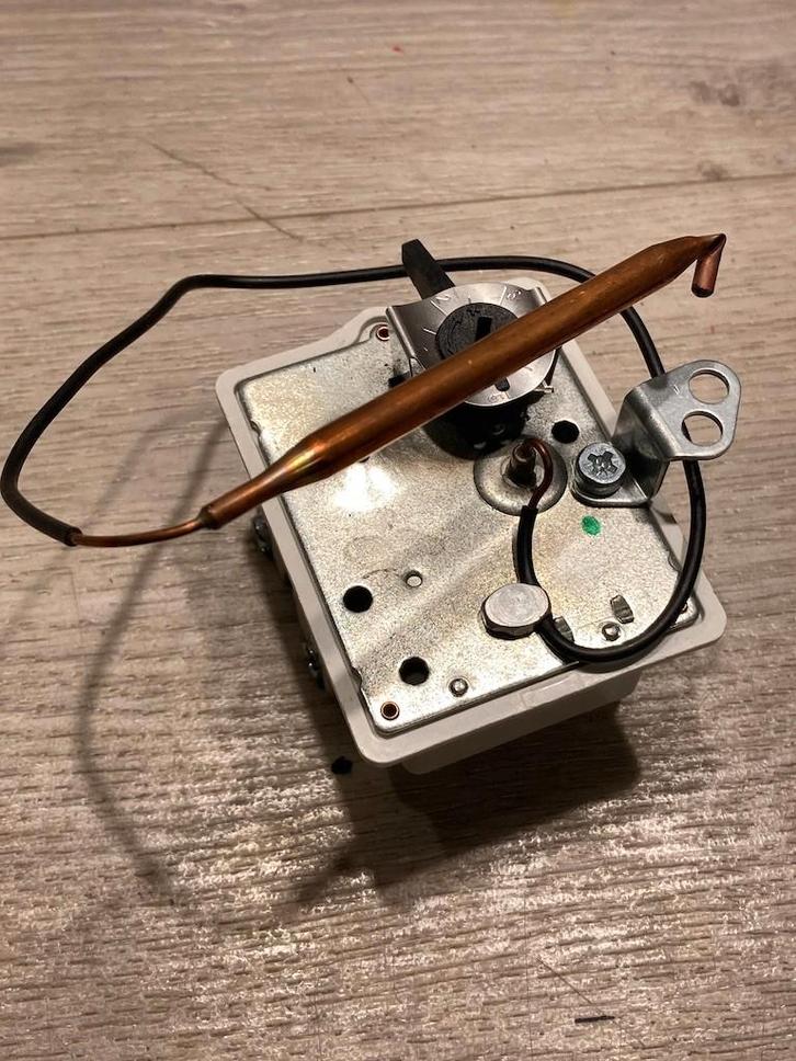 Thermostat BSD monophasé - DIFF 070130, Doe-het-zelf en Bouw, Verwarming en Radiatoren, Nieuw, Thermostaat, 800 watt of meer, Ophalen of Verzenden