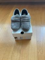 Chaussons chauds Hush puppies, Vêtements | Femmes, Chaussures, Neuf, Gris, Enlèvement, Hush puppies