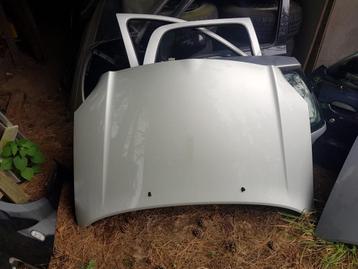 TOYOTA AVENSIS MOTORKAP BJ 2008 beschikbaar voor biedingen