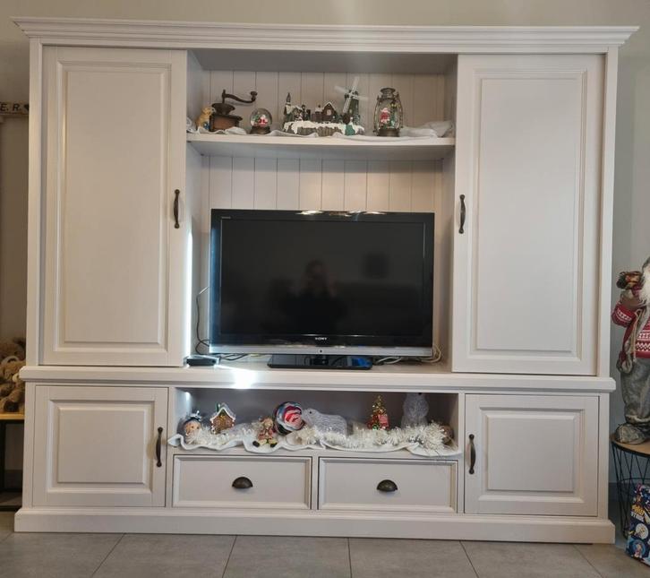 Landelijke tv kast, Huis en Inrichting, Kasten |Televisiemeubels, Ophalen