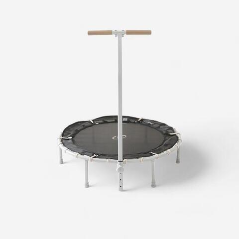 DOMYOS Trampoline FIT TRAMP0500 avec barre frontale, Kinderen en Baby's, Speelgoed | Buiten | Trampolines, Zo goed als nieuw, Ophalen