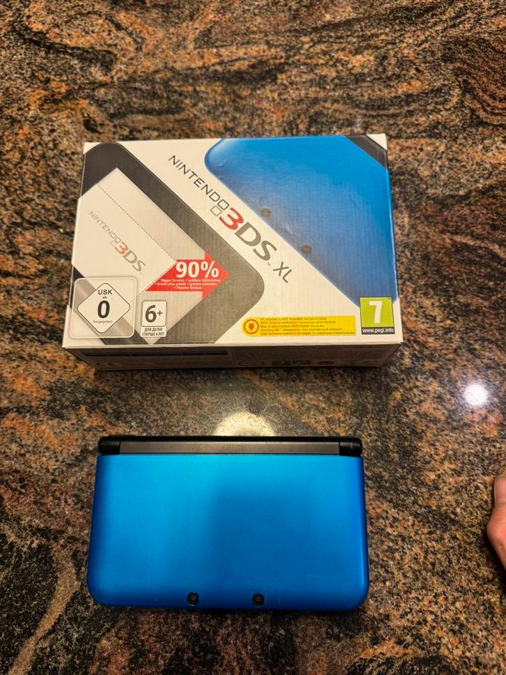 3DS XL blauw met doos, Games en Spelcomputers, Games | Nintendo 2DS en 3DS, Zo goed als nieuw, Ophalen