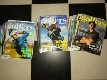 Verschillende magazine over golf beschikbaar voor biedingen