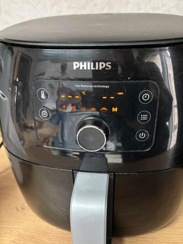 Grote philips airfryer beschikbaar voor biedingen