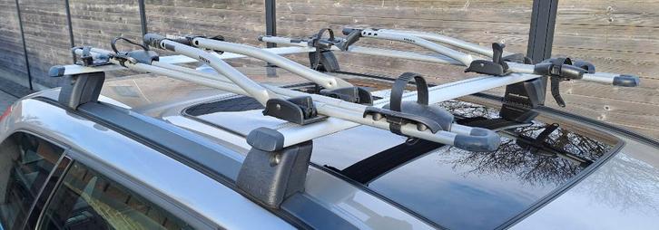 dwarsdakdragers + 2 fietsendragers, Auto diversen, Dakdragers, Zo goed als nieuw, Ophalen