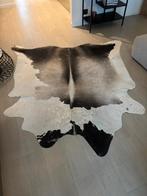 Koeienvel tapijt, Ophalen, Gebruikt, 150 tot 200 cm, 150 tot 200 cm