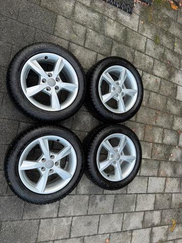 Audi A4 velgen met winterbanden beschikbaar voor biedingen