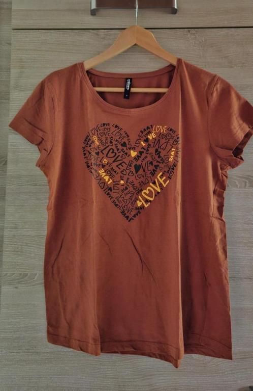 T-shirt Colours of the World taille M, Kleding | Dames, T-shirts, Zo goed als nieuw, Maat 38/40 (M), Bruin, Ophalen of Verzenden