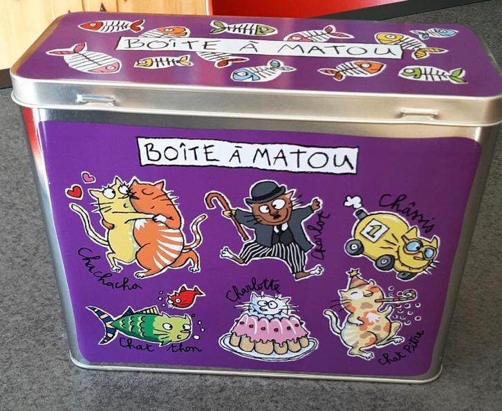 Te koop: Mooie blikken doos met poezen., Dieren en Toebehoren, Katten-accessoires, Nieuw, Ophalen of Verzenden