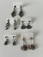 Zilveren oorhangers, Handtassen en Accessoires, Nieuw, Ophalen of Verzenden, Met edelsteen, Knopjes of Stekers