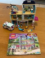 Lego friends Heartlake ziekenhuis 41318, Ophalen, Zo goed als nieuw, Complete set, Lego