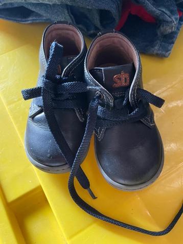 Stones and bones maat 20 beschikbaar voor biedingen