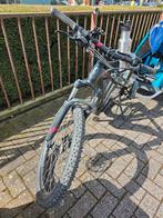 Cube Access Hybrid, Fietsen en Brommers, Elektrische fietsen, Ophalen, Zo goed als nieuw, 50 km per accu of meer, Cube