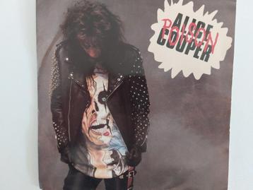 Alice Cooper - Poison (1989) beschikbaar voor biedingen