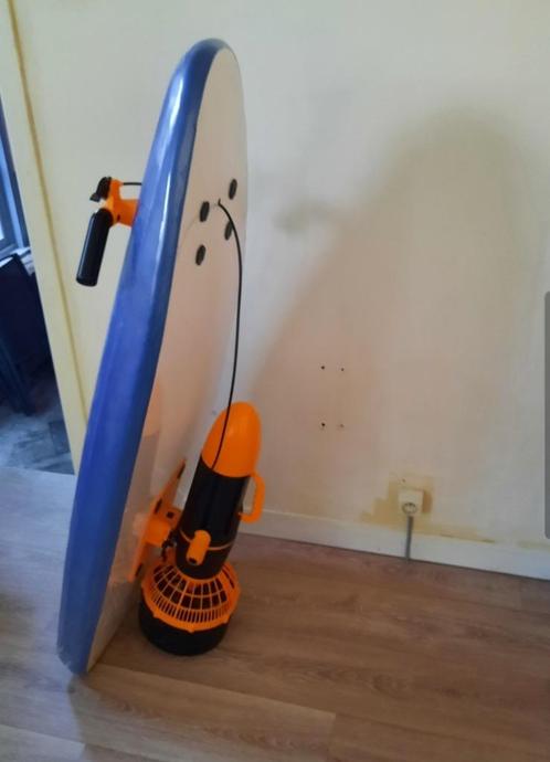 Jetski board met  motor, Sport en Fitness, Snowboarden, Nieuw, Board, Ophalen