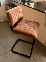 Barstoel van Umber & Smoke – Pink velvet, Huis en Inrichting, Stoelen, Ophalen, Zo goed als nieuw