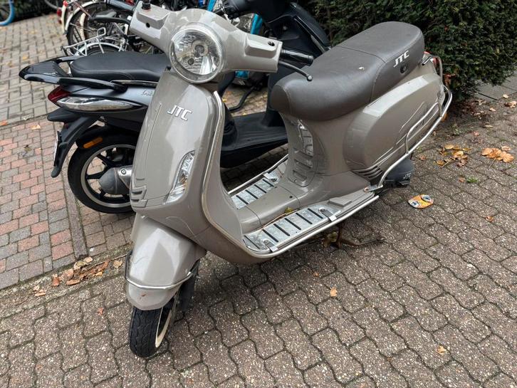 A klasse brommer te koop, Fietsen en Brommers, Brommers | Overige merken, Gebruikt, Klasse A (25 km/u), Ophalen