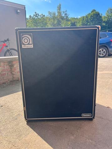 Ampeg SVT410HLF 500Watt RMS beschikbaar voor biedingen