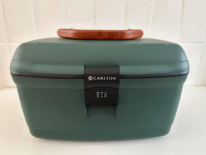 Carlton beautycase groen, Handtassen en Accessoires, Beautycases, Gebruikt, Hardcase, Groen, Ophalen of Verzenden