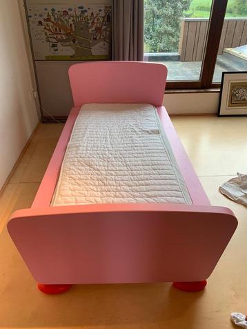 Lit pour enfant avec accessoires, Sommier à lattes, Enlèvement, 160 à 180 cm, 85 à 100 cm