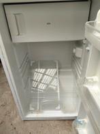 A vendre petit frigo de table, Electroménager, Réfrigérateurs & Frigos, Avec compartiment congélateur, 85 à 120 cm, Enlèvement