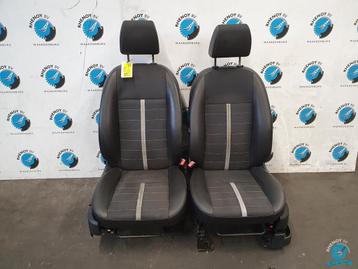 Ford Kuga interieur 2010   half leder  beschikbaar voor biedingen