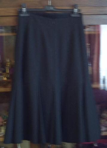 JUPE  de collection  et de grand couturier, Enlèvement ou Envoi, Comme neuf, KARL Lagerfeld, Sous le genou