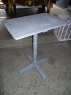 HOOG HOUTEN TAFELTJE, Antiek en Kunst, Ophalen