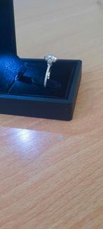 Superbe bague, Enlèvement, Neuf, 20 ou plus grands, Femme