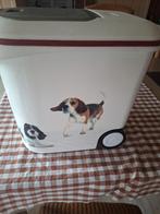 Curver box op wieltjes   voerbak, Ophalen