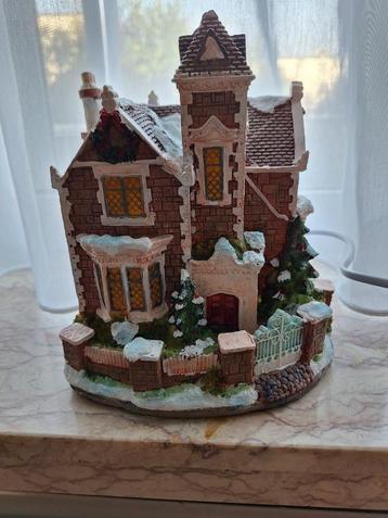 kersthuisje met verlichting beschikbaar voor biedingen