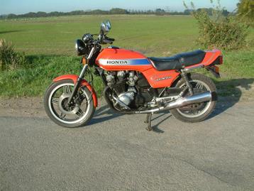 Honda  900 F  goede staat  beschikbaar voor biedingen